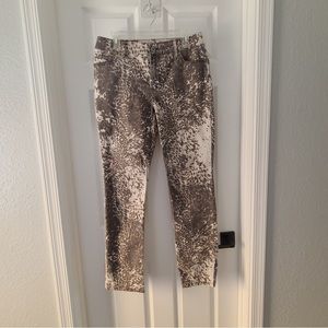 Chico’s Platinum 1.5R Palomino patterned Jeans